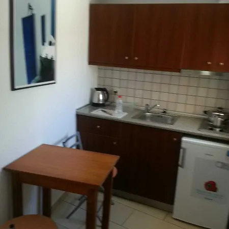 Отель Vintage House Studio's Adults Only 2*