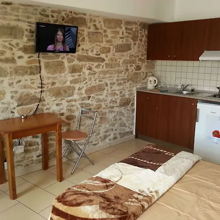 Vintage House Studio's Adults Only Hotel 2*